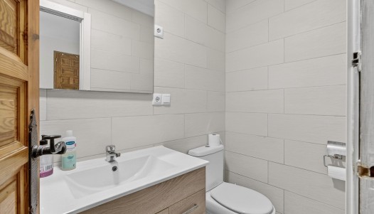 Resale - Apartment - Torrevieja - Playa de los Locos