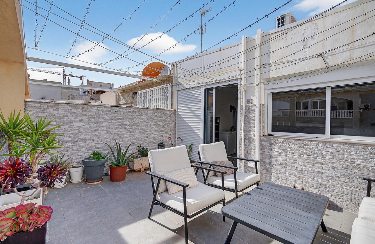 Resale - Apartment - Torrevieja - Playa de los Locos