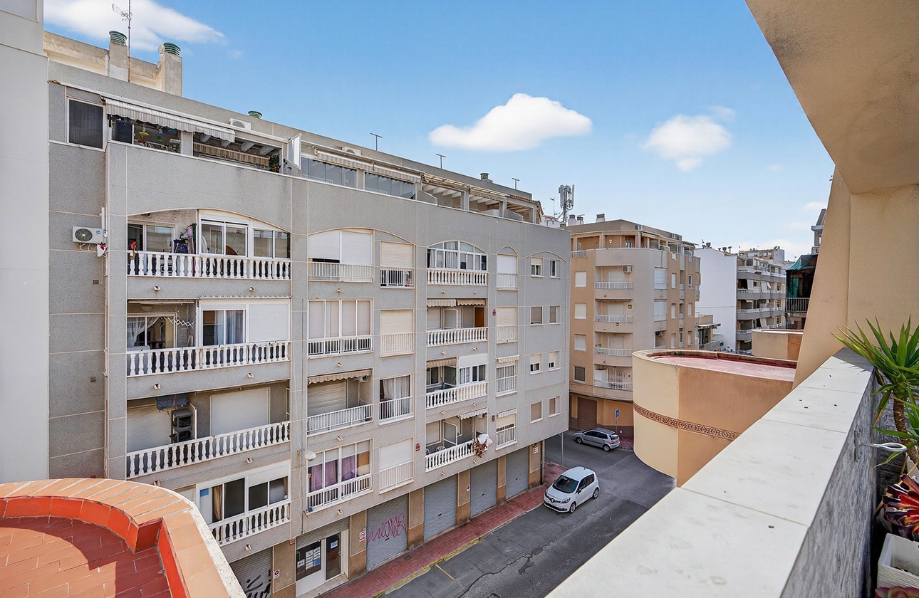 Resale - Apartment - Torrevieja - Playa de los Locos