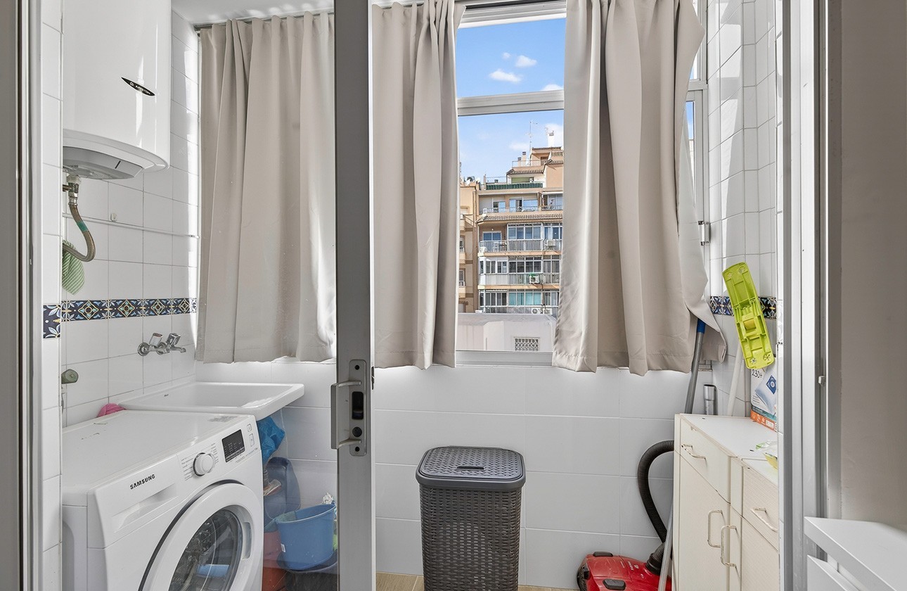 Resale - Apartment - Torrevieja - Playa de los Locos