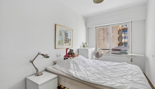 Resale - Apartment - Torrevieja - Playa de los Locos