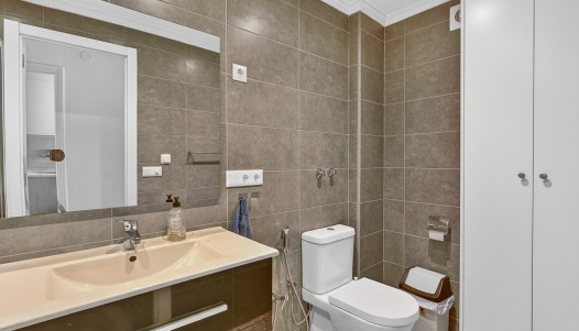 Resale - Apartment - Torrevieja - Playa de los Locos