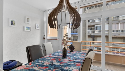 Resale - Apartment - Torrevieja - Playa de los Locos