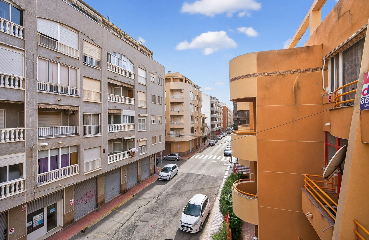 Resale - Apartment - Torrevieja - Playa de los Locos