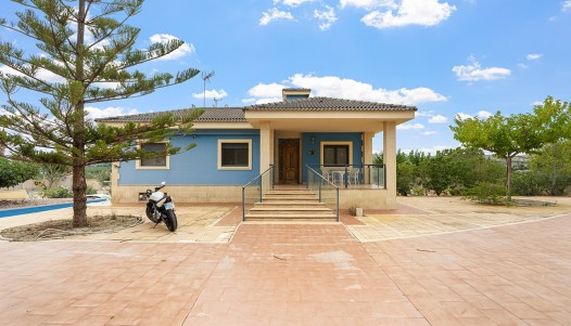 Resale - Villa - Alicante - Rebolledo