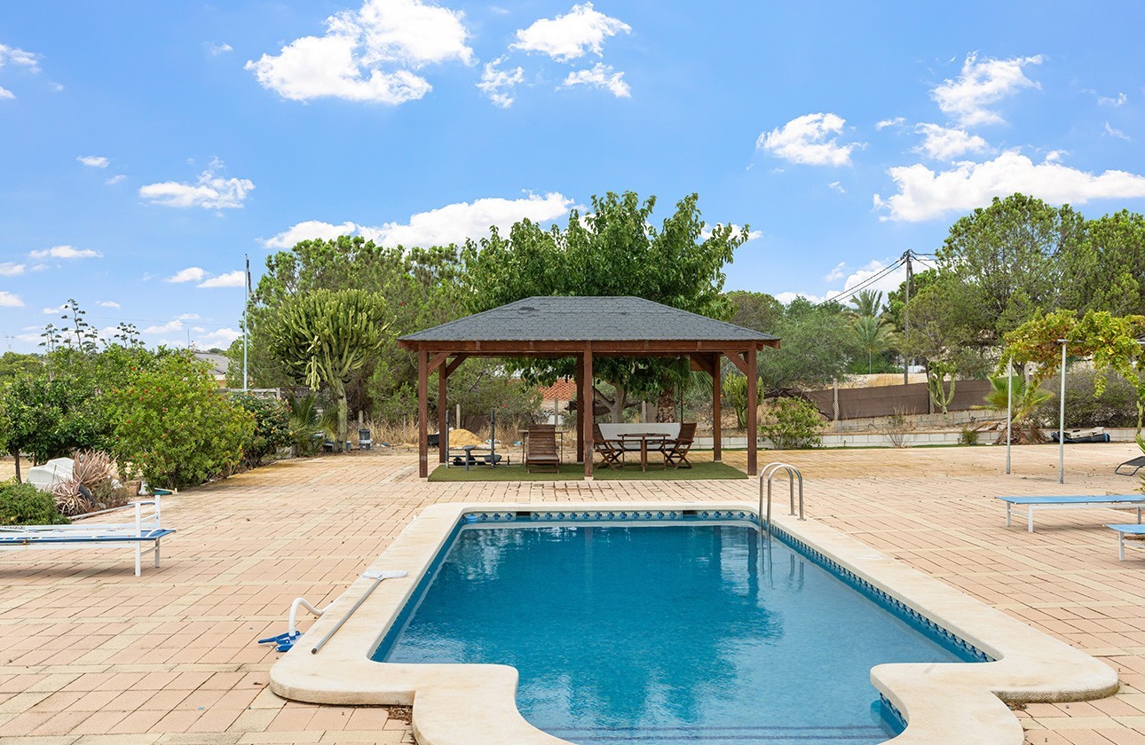 Resale - Villa - Alicante - Rebolledo