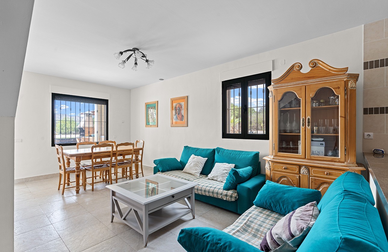 Resale - Villa - Alicante - Rebolledo