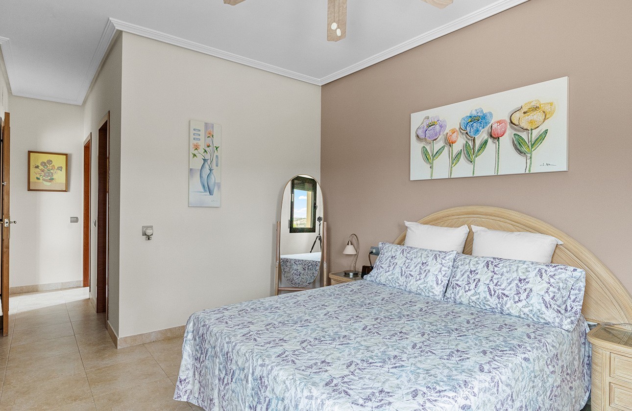 Resale - Villa - Alicante - Rebolledo