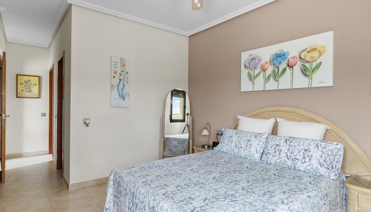 Resale - Villa - Alicante - Rebolledo