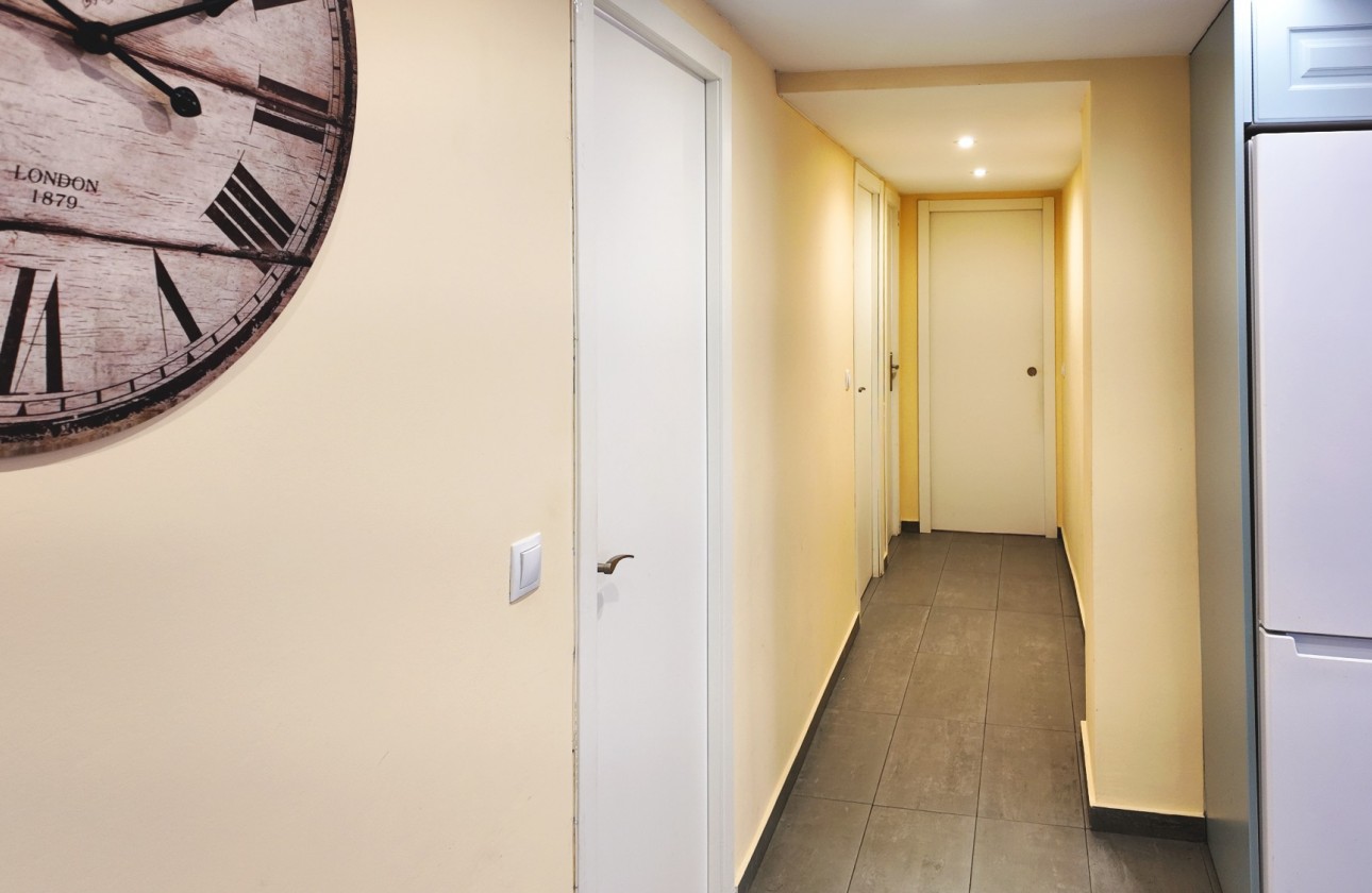 Resale - Apartment - Alicante - Center