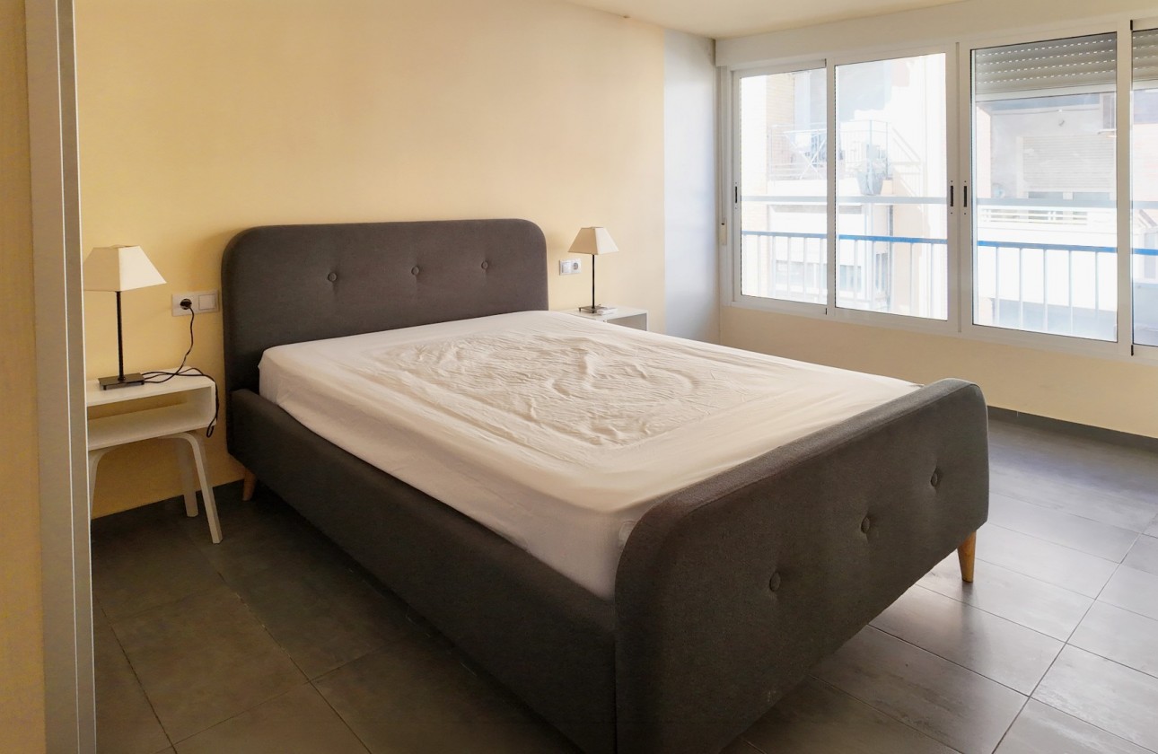 Resale - Apartment - Alicante - Center