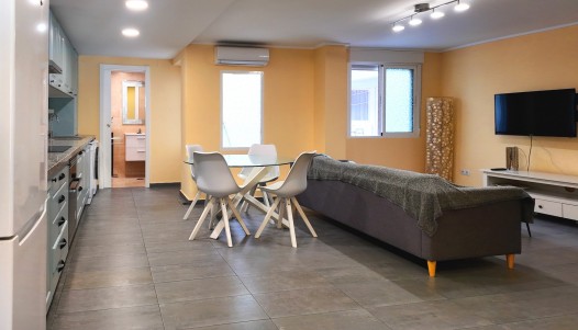 Resale - Apartment - Alicante - Center
