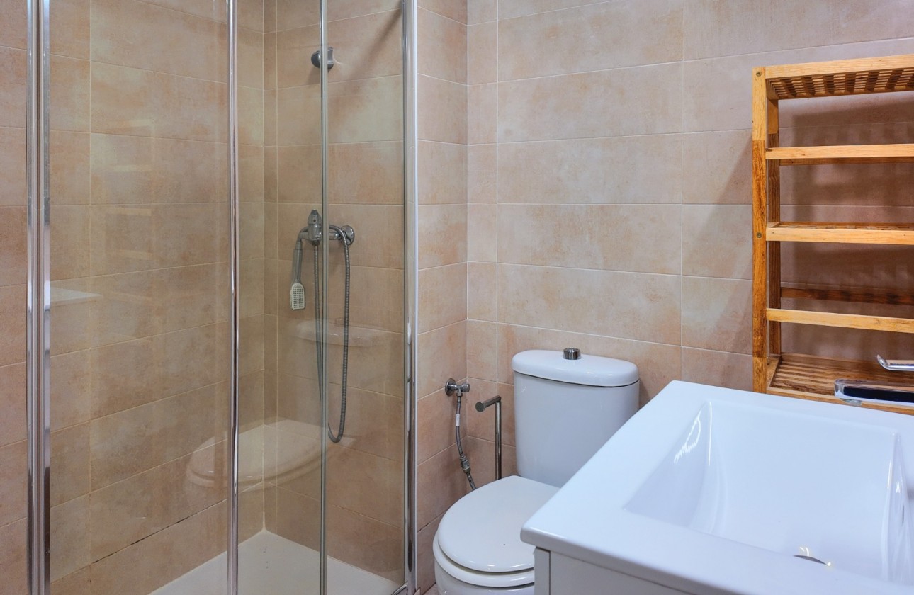 Resale - Apartment - Alicante - Center