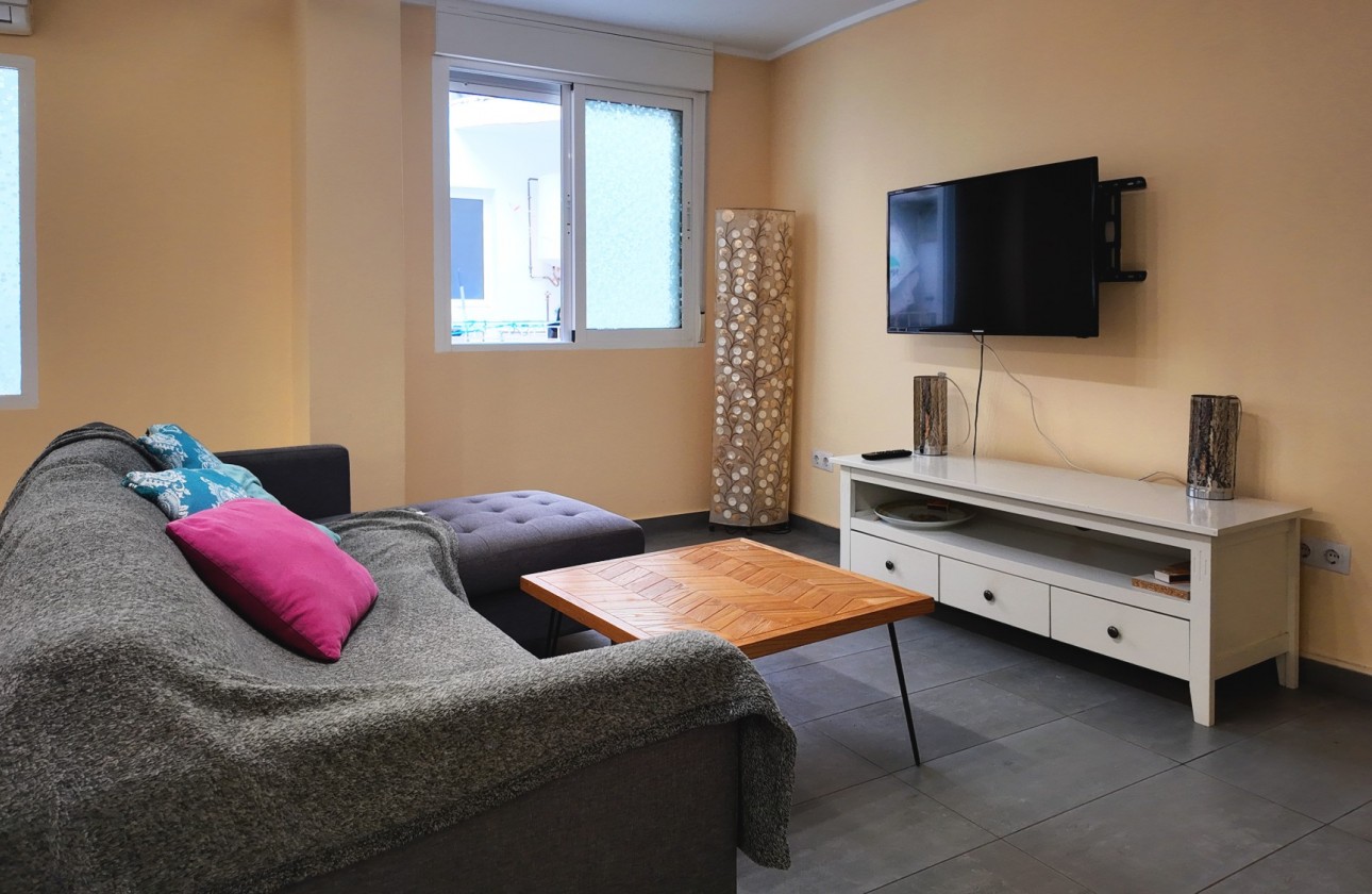 Resale - Apartment - Alicante - Center