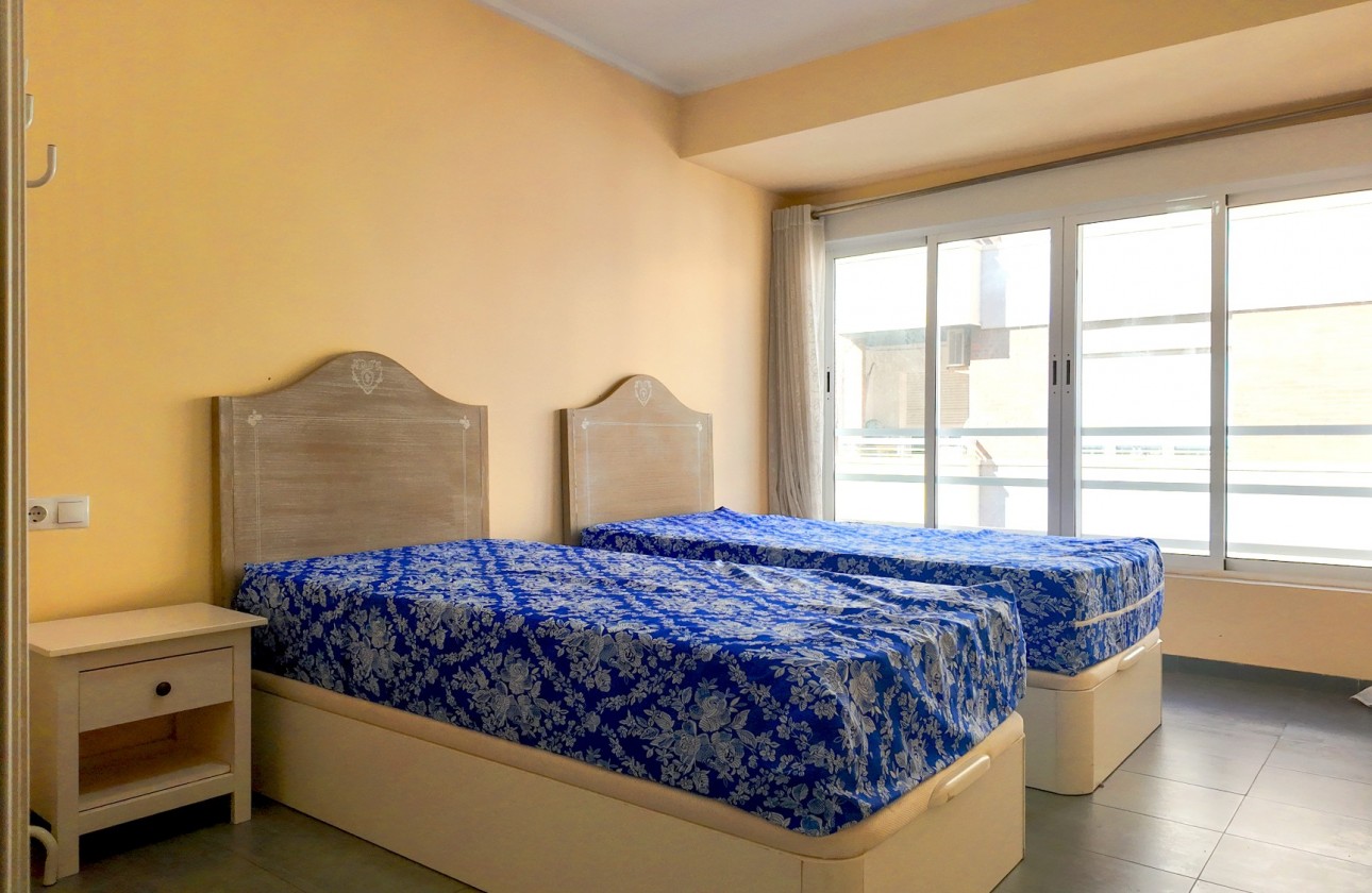 Resale - Apartment - Alicante - Center