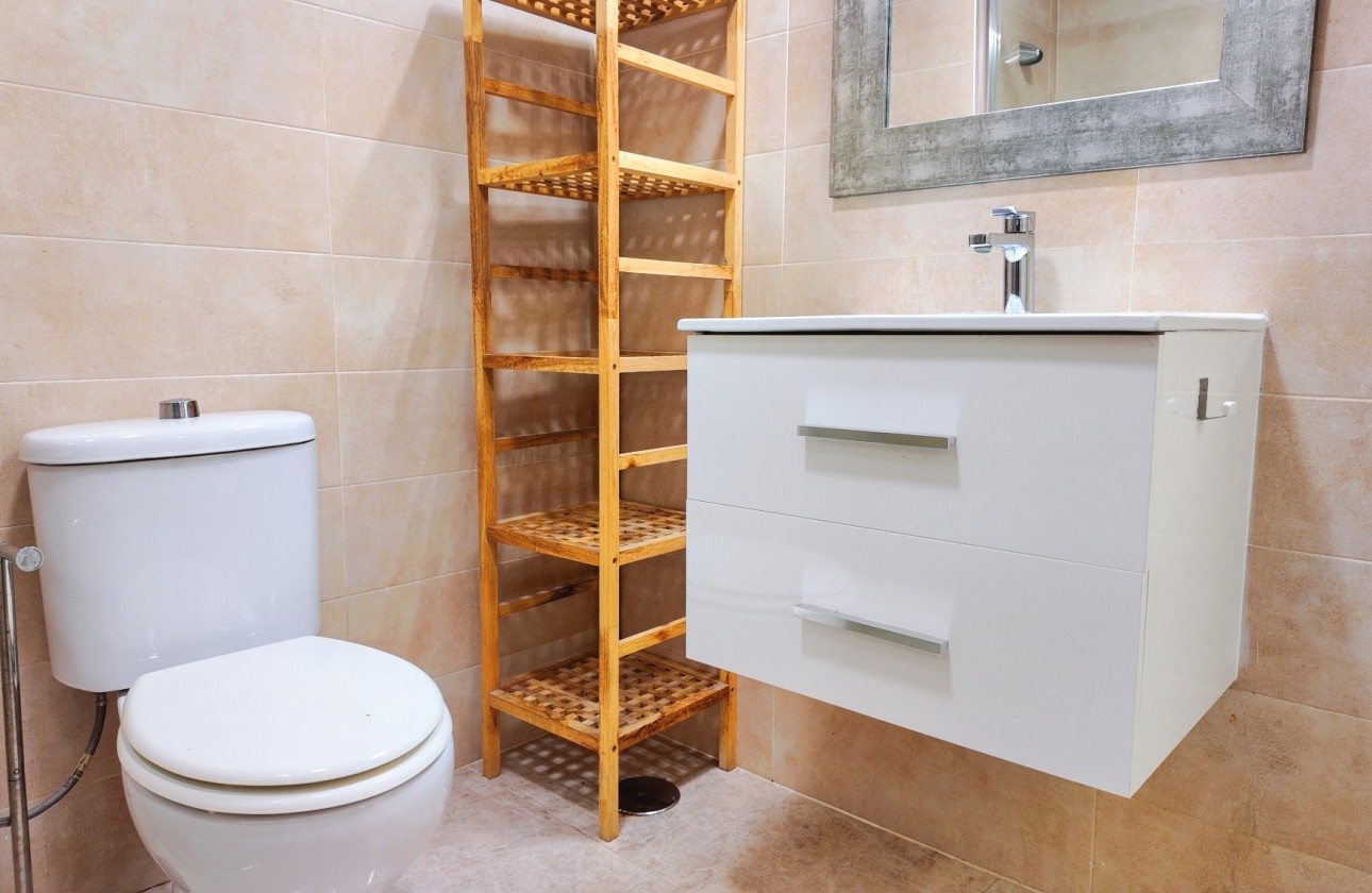 Resale - Apartment - Alicante - Center