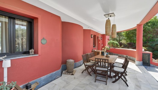 Resale - Villa - Santa Pola