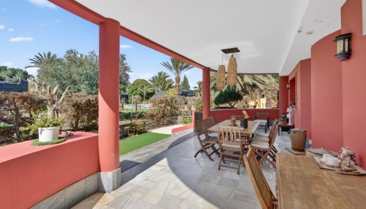 Resale - Villa - Santa Pola