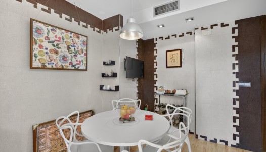 Resale - Villa - Santa Pola