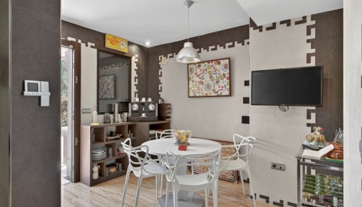 Resale - Villa - Santa Pola