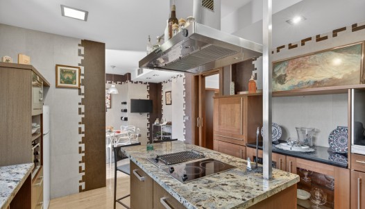 Resale - Villa - Santa Pola