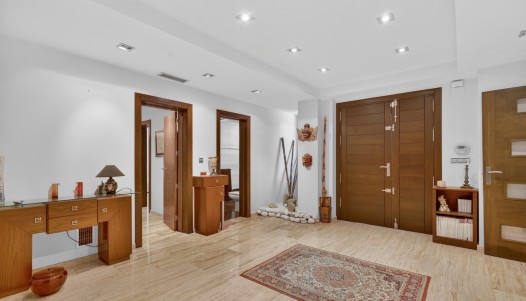 Resale - Villa - Santa Pola