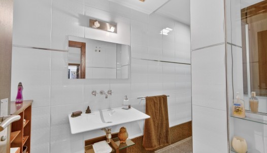 Resale - Villa - Santa Pola