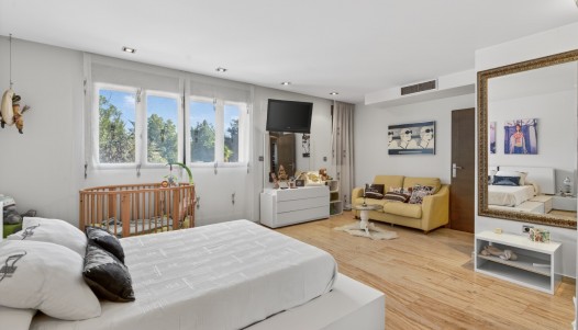 Resale - Villa - Santa Pola