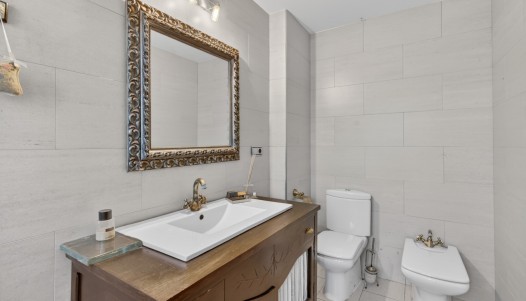 Resale - Villa - Santa Pola