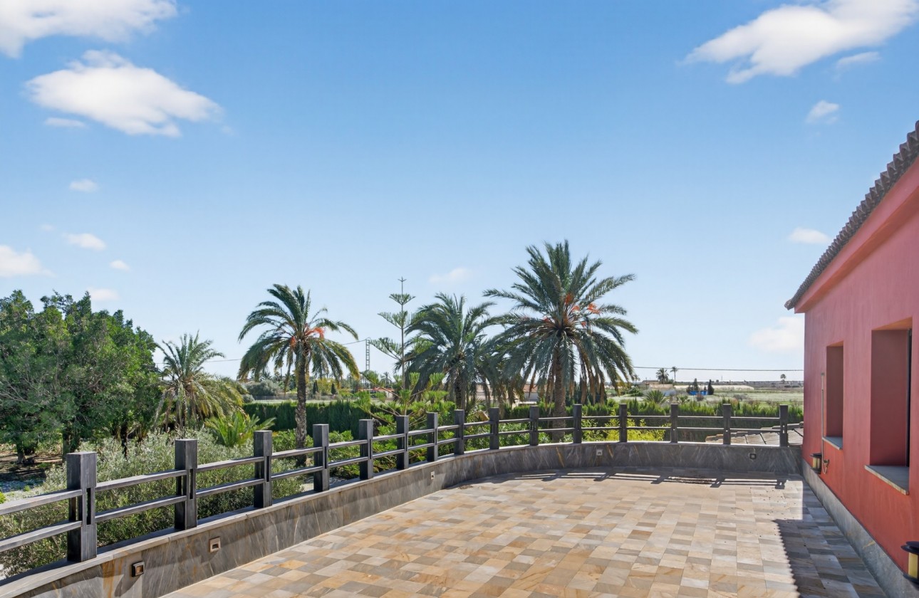 Resale - Villa - Santa Pola