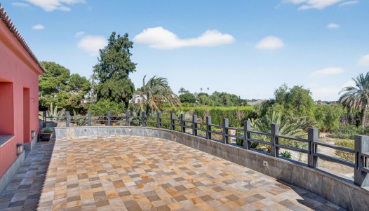 Resale - Villa - Santa Pola