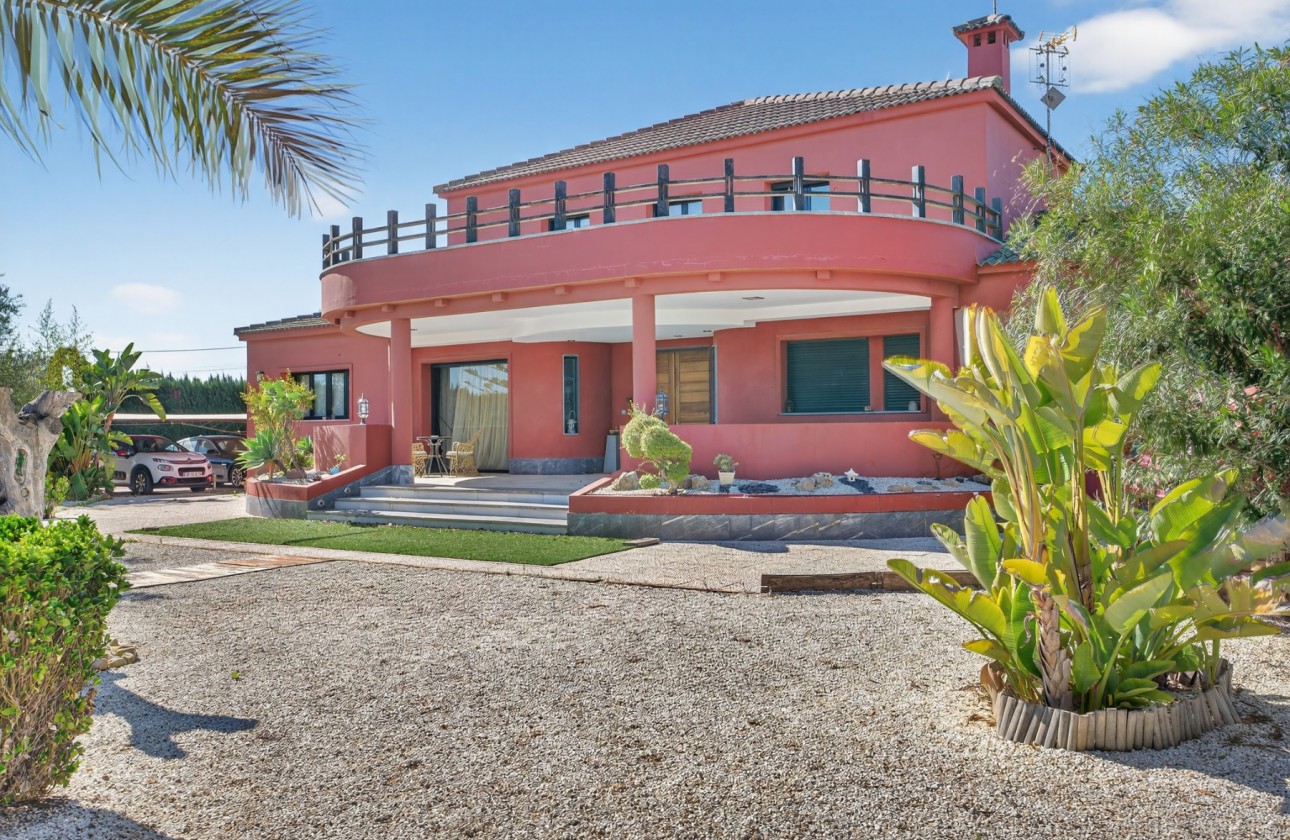 Resale - Villa - Santa Pola