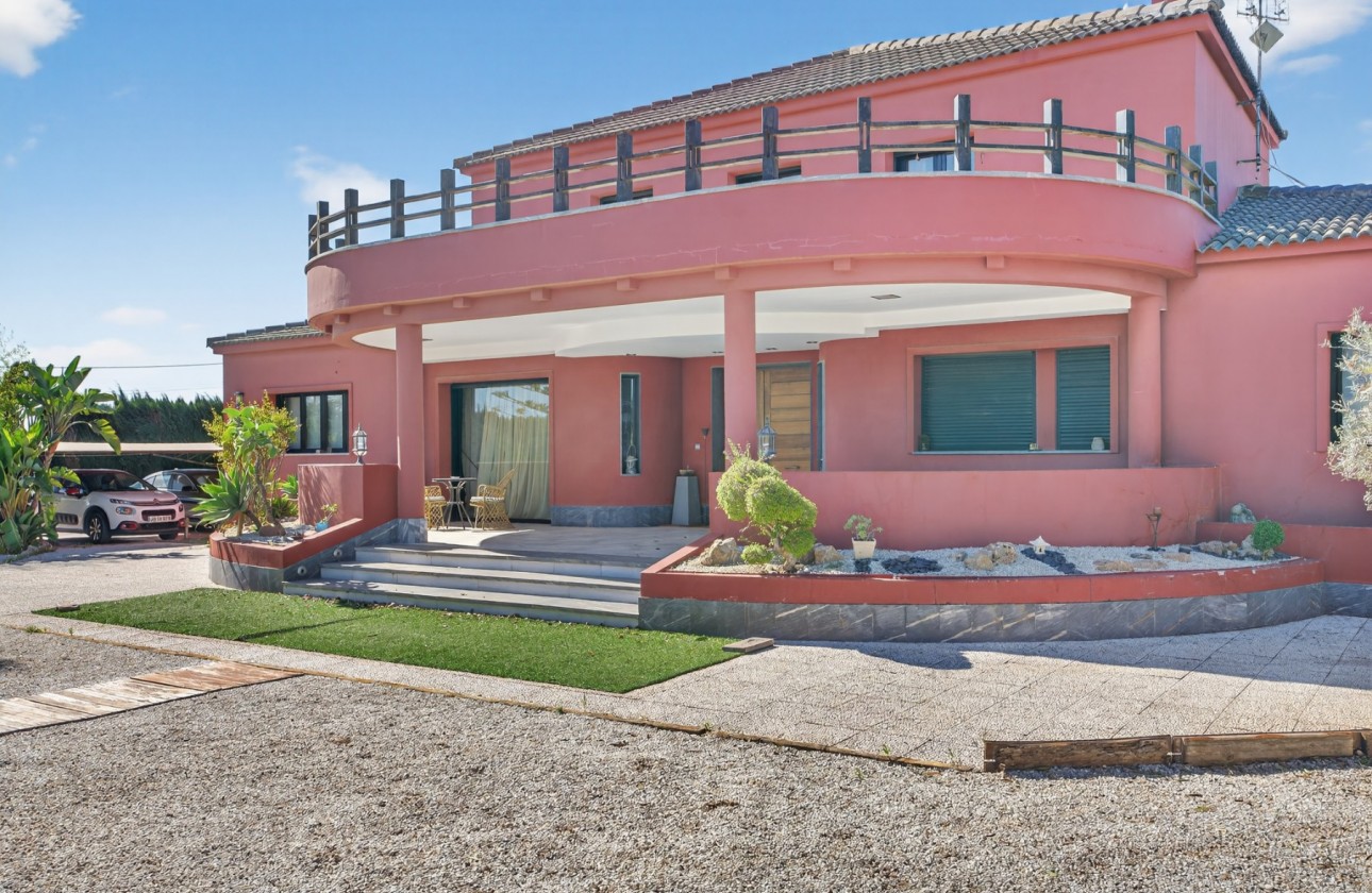 Resale - Villa - Santa Pola