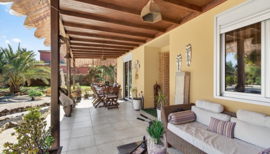 Resale - Villa - Santa Pola