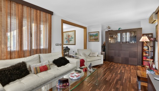 Resale - Villa - Santa Pola