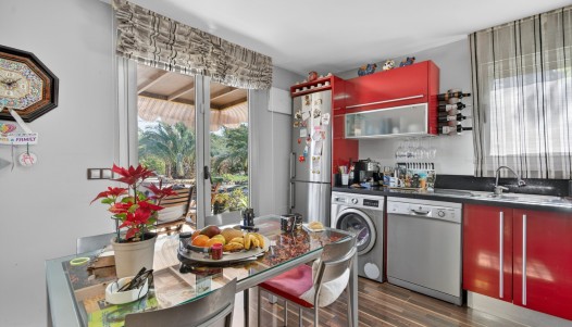 Resale - Villa - Santa Pola