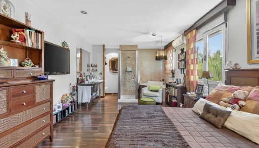 Resale - Villa - Santa Pola