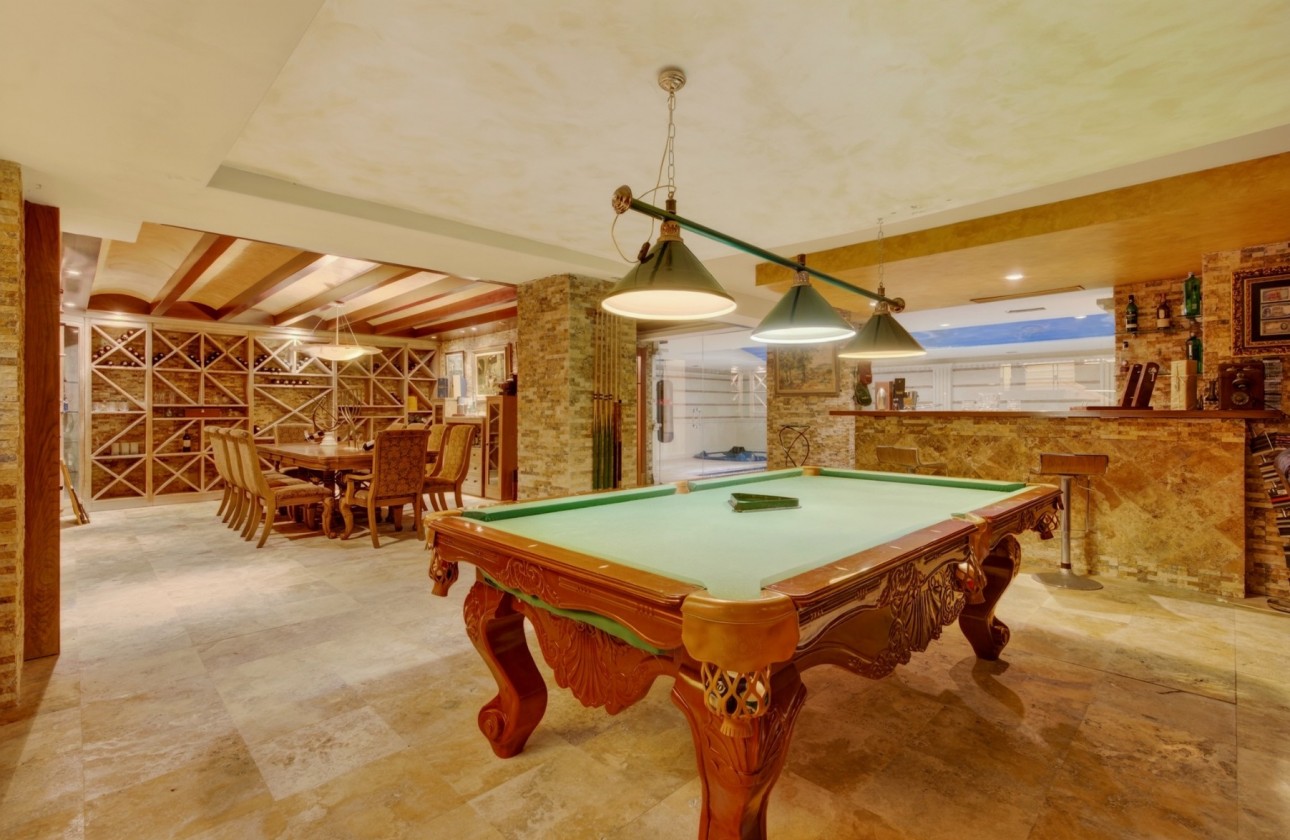 Rynek wtórny -  - Elche