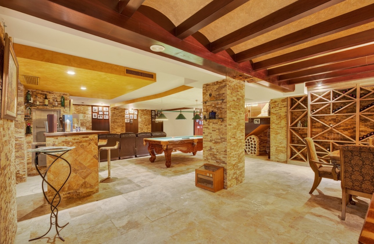 Rynek wtórny -  - Elche