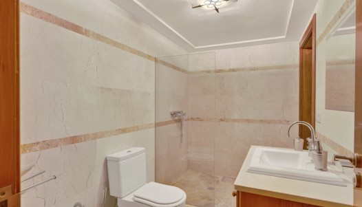 Rynek wtórny -  - Elche