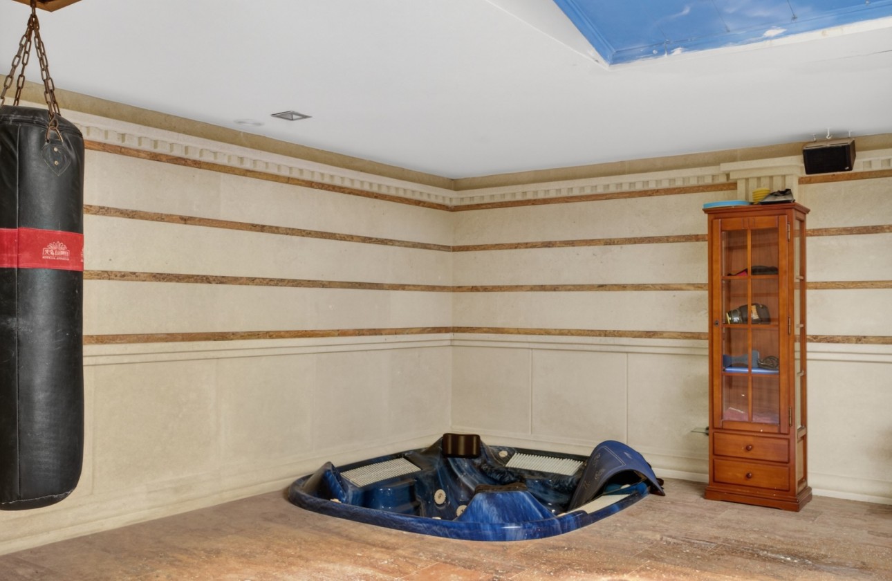 Rynek wtórny -  - Elche