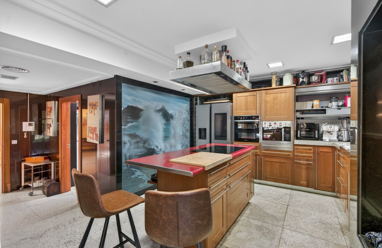 Rynek wtórny -  - Elche