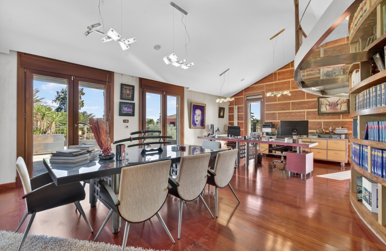 Rynek wtórny -  - Elche