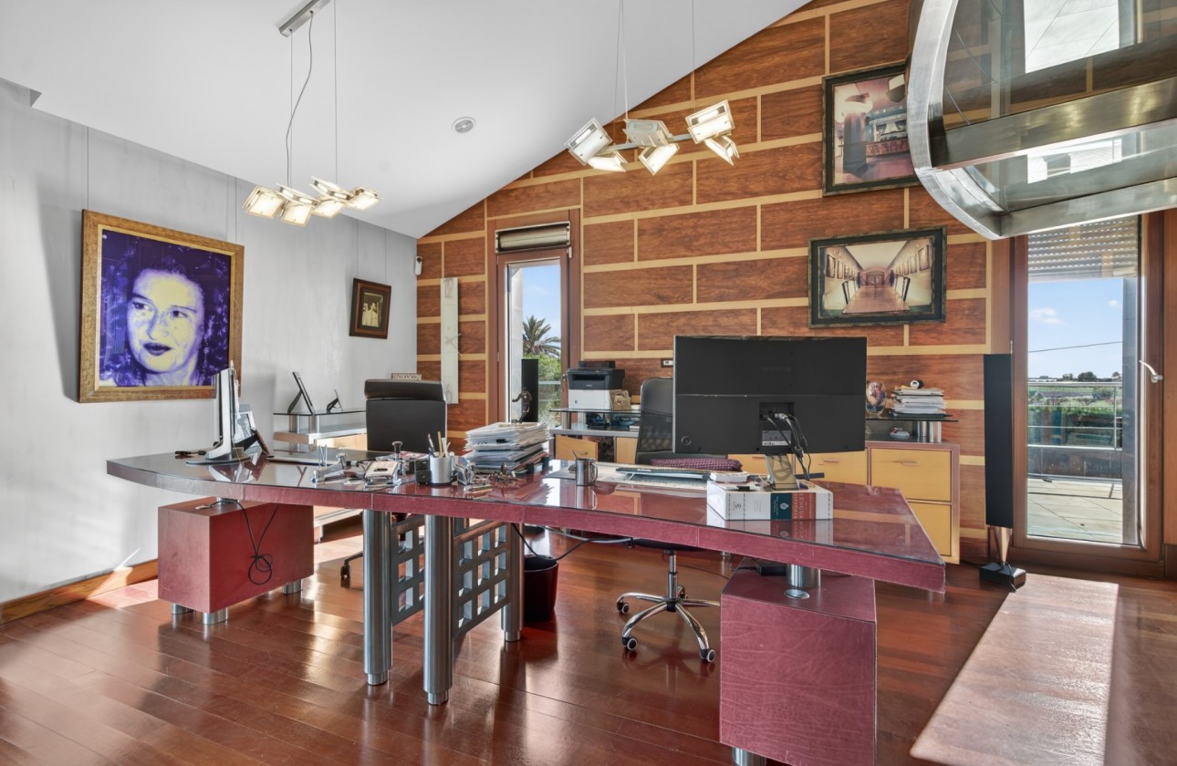 Rynek wtórny -  - Elche