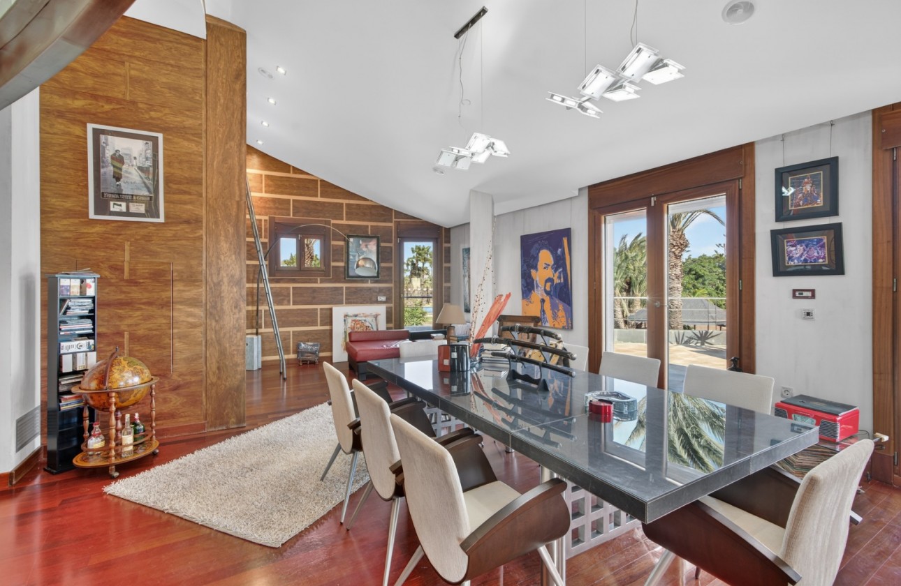 Rynek wtórny -  - Elche