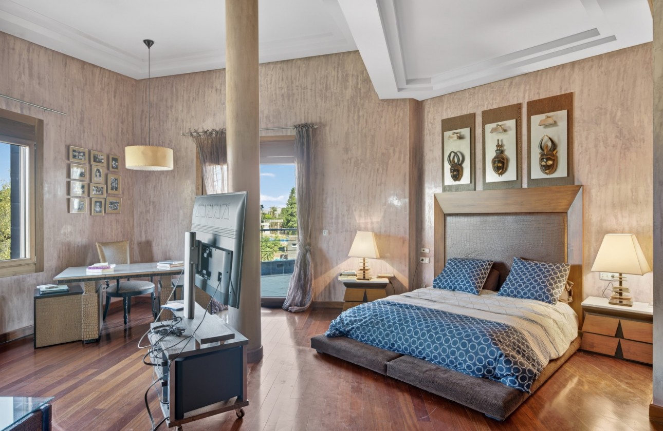 Rynek wtórny -  - Elche