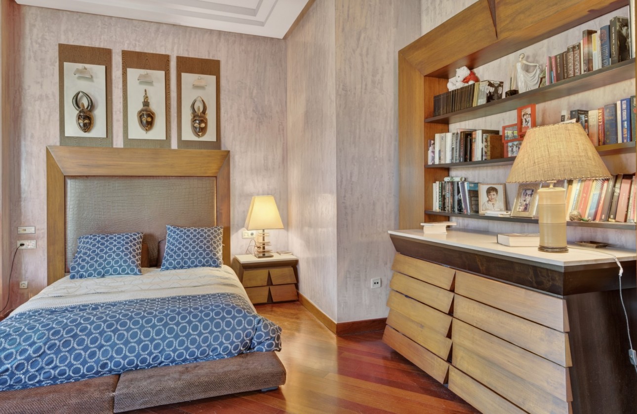 Rynek wtórny -  - Elche