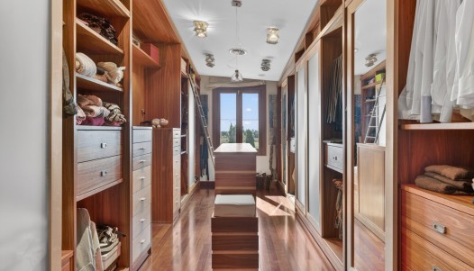 Rynek wtórny -  - Elche