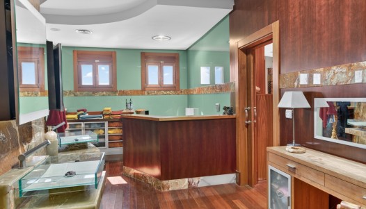 Rynek wtórny -  - Elche