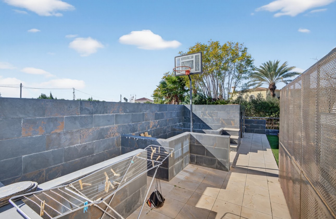 Rynek wtórny -  - Elche